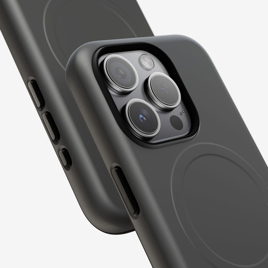 iPhone 15 Pro MagSafe Tough Case - Black