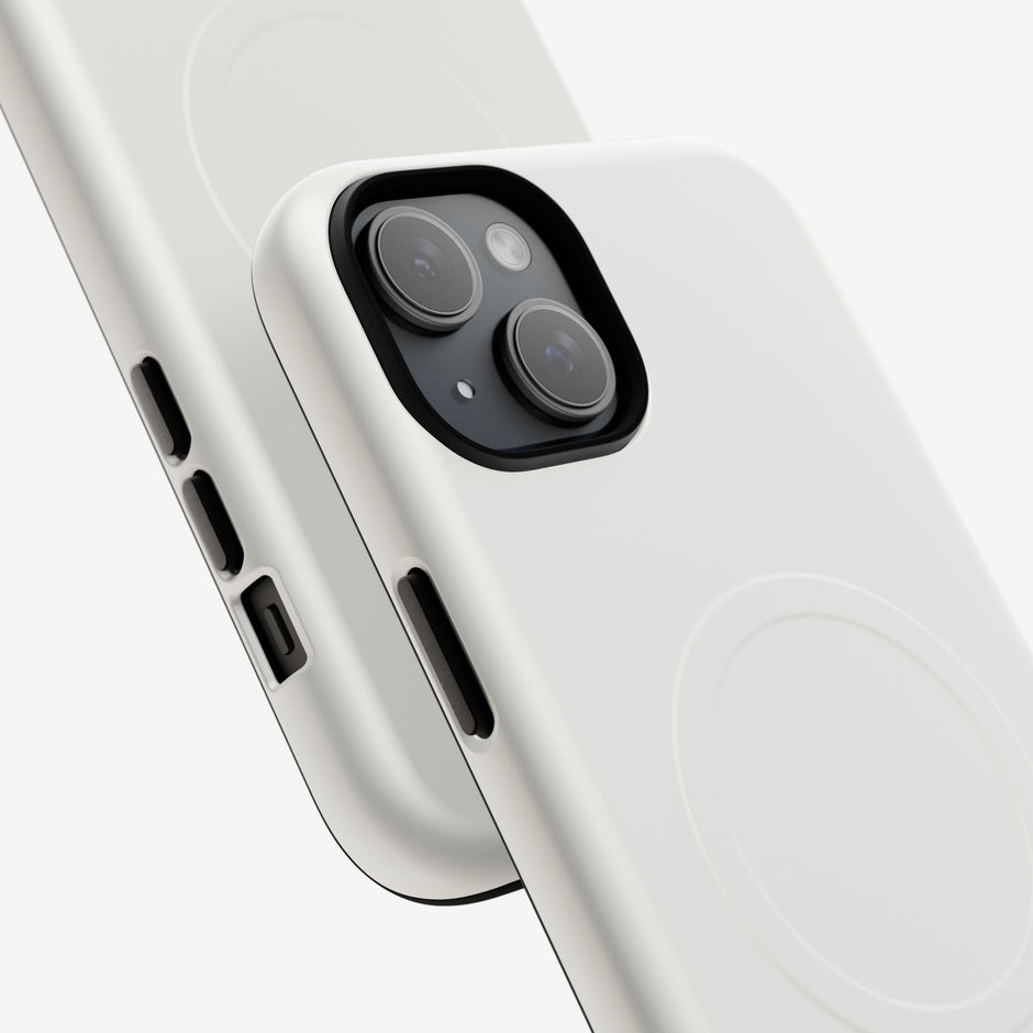 iPhone 15 Plus MagSafe Tough Case - White
